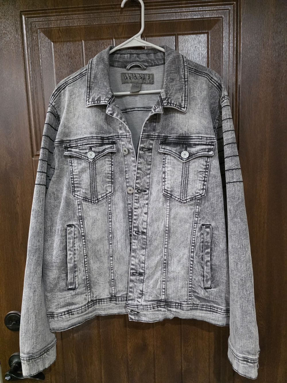 Decree- Men's Washed Grey/ Black Denim Jean Jacket with Contrast Stitching-XL